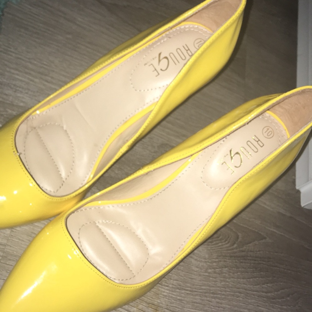 Women shoes brand new